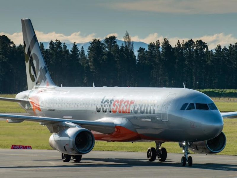 Jetstar reduces NZ domestic, trans-Tasman flights
